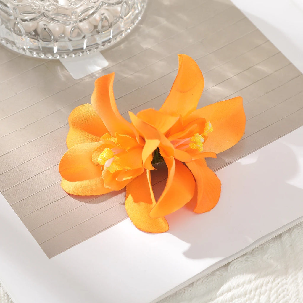 AWAYTR Elegant Bohemian Flower Small Hair Clips Faux Flower Side Pins Hairpin Vacation Beach Hair Accessories for Women