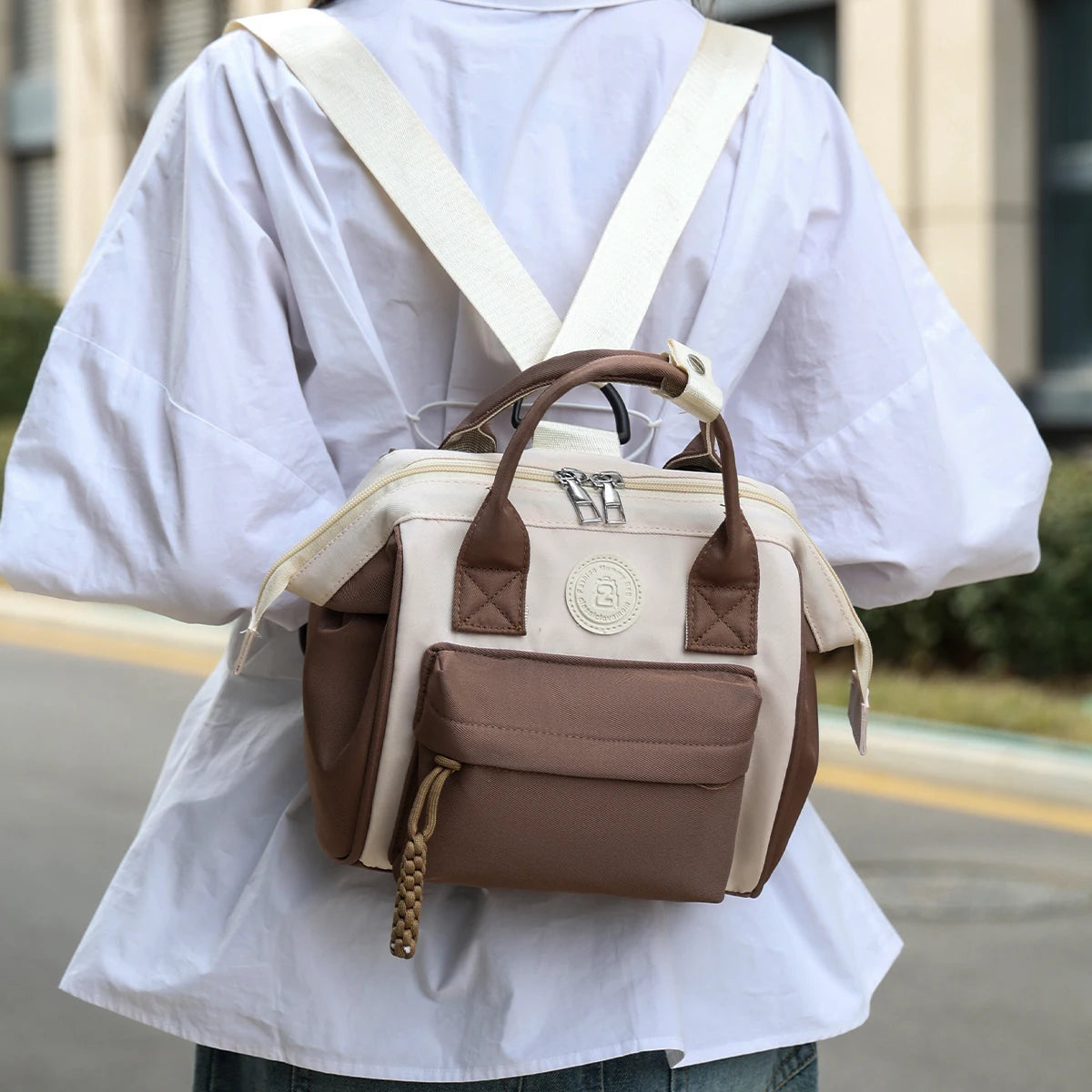 Fashionable Commuter Crossbody Bag Mobile Phone Bag Lightweight Multi-Functional Chest Bag Large Capacity Wear-Resistant Waterproof Shoulder Bag Multi-Functional Backpack