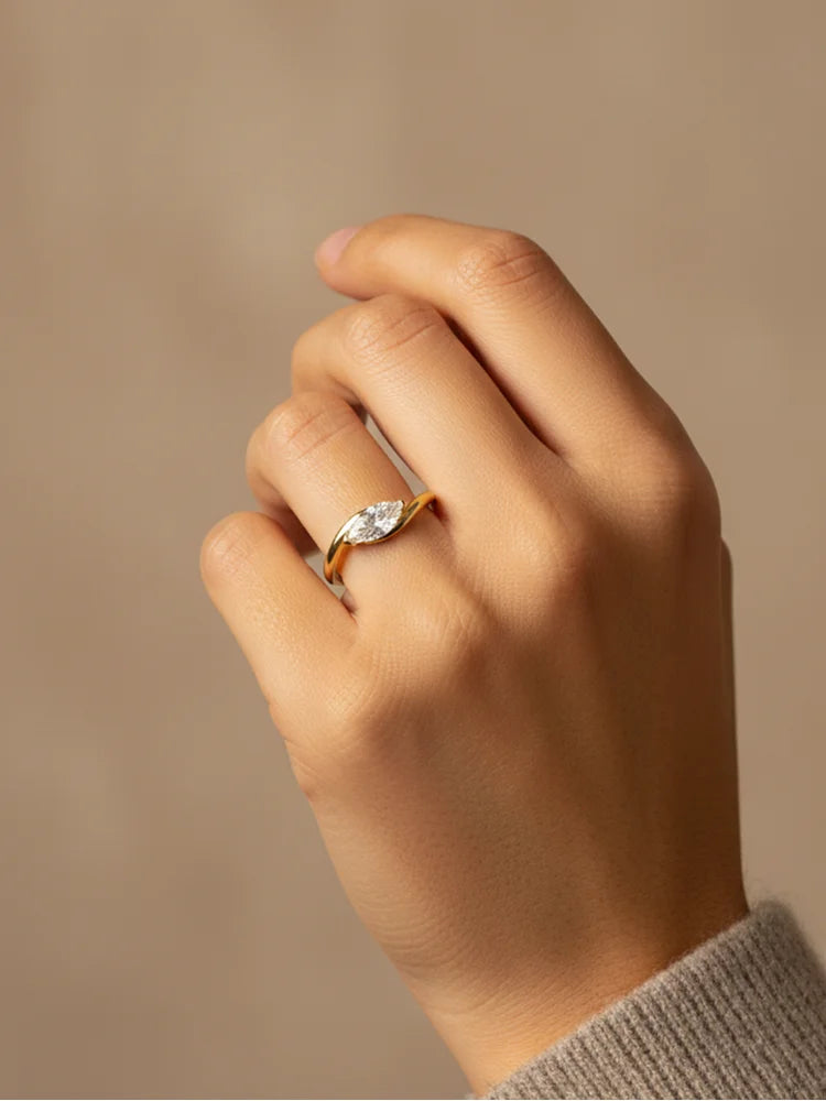 Letter Ring