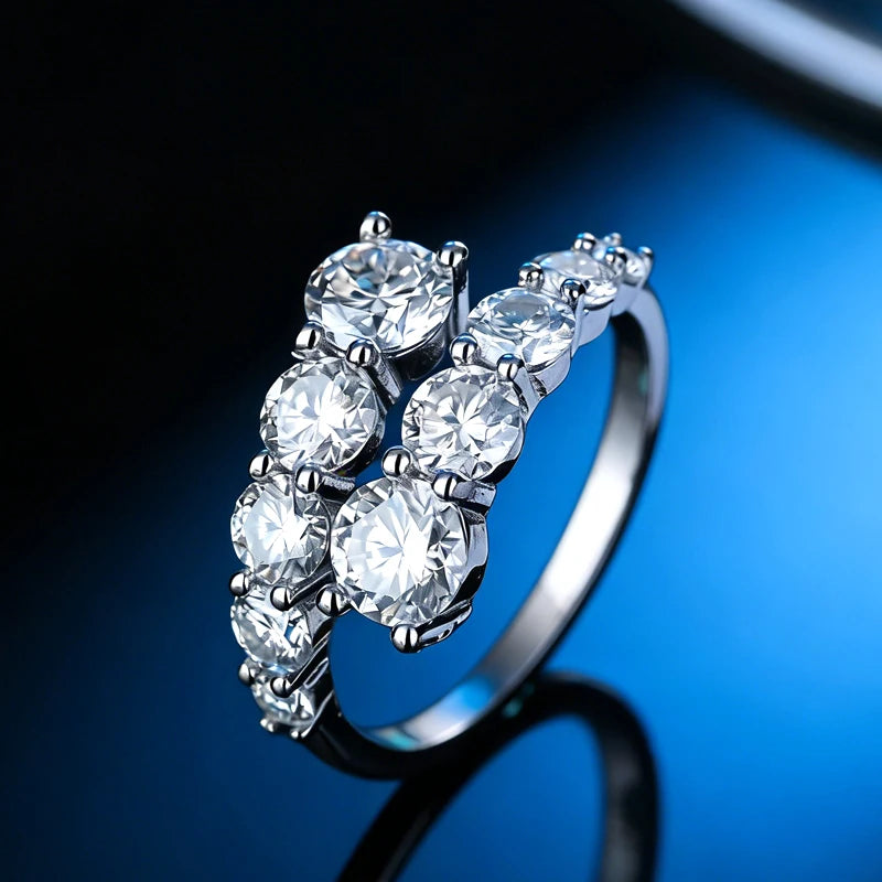 Twist Moissanite Ring ✨